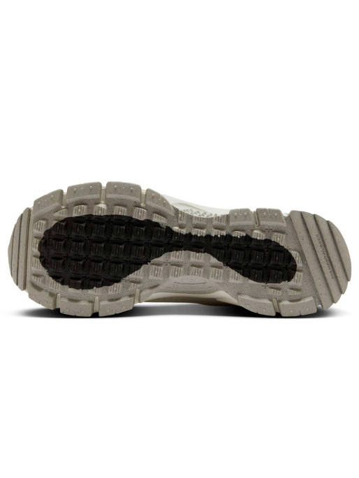 NIKE Обувки ZOOM VOMERO ROAM