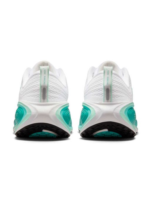 NIKE Обувки W VOMERO PLUS