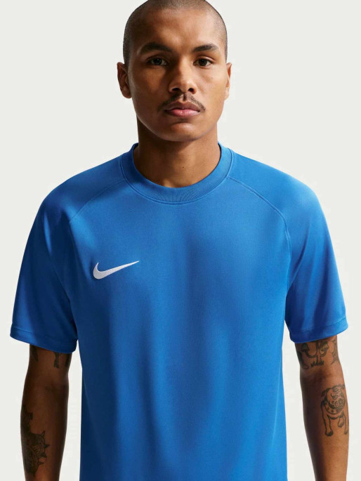 NIKE TEAMWEAR