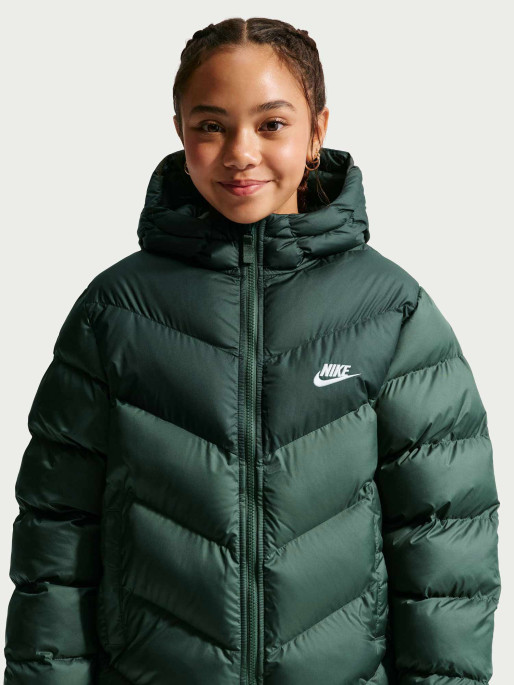 NIKE