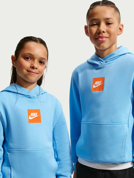 NIKE
