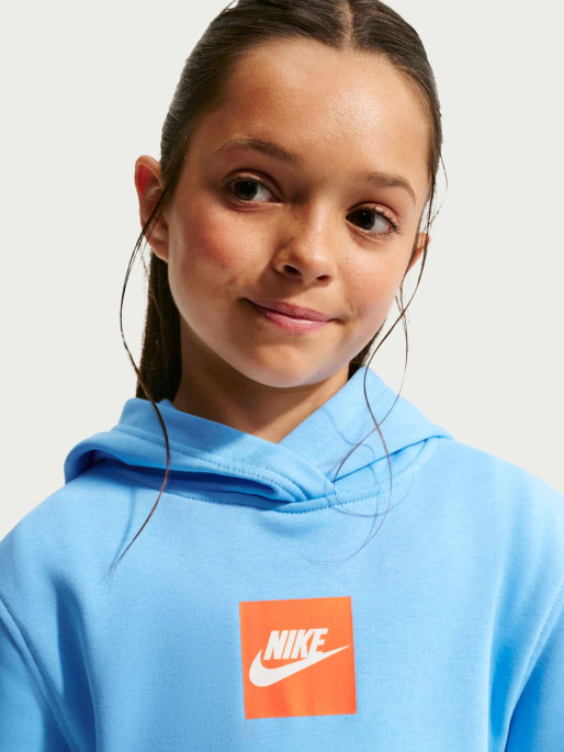 NIKE