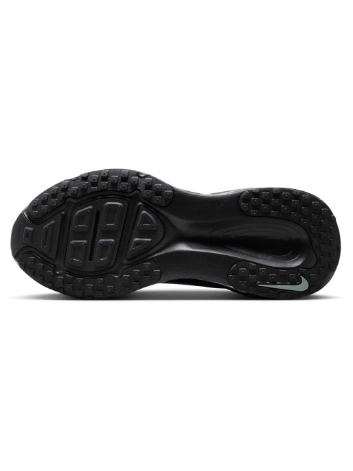 NIKE Обувки VOMERO 18