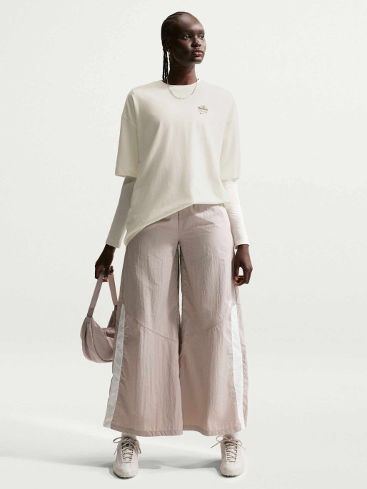 NIKE Тениска W NSW CLASSIC SS TEE ENERGY