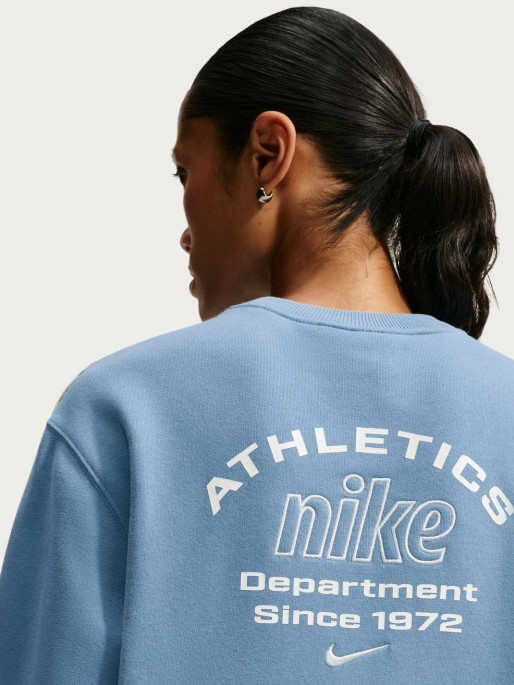 NIKE