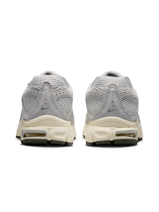 NIKE Обувки AIR MAX MOTO 2K