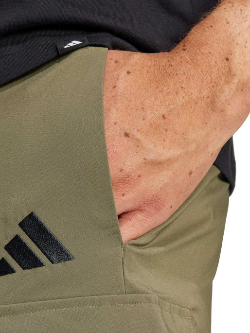 ADIDAS SPORTSWEAR Essentials Small Logo Cargo Chelsea Shorts