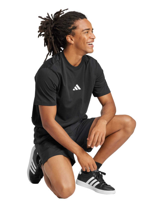 ADIDAS SPORTSWEAR Essentials Small Logo Single Jersey T-shirt