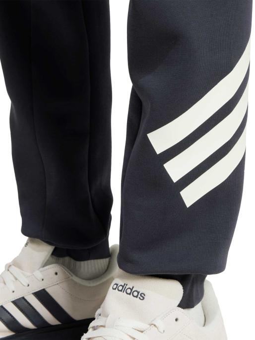 ADIDAS SPORTSWEAR x Star Wars The Mandalorian Sweat Pants