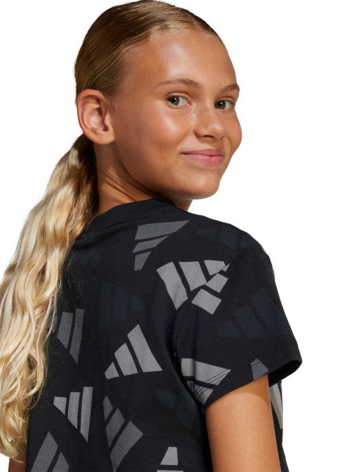 ADIDAS SPORTSWEAR Seasonal Essentials Logo Celebration Crop T-shirt