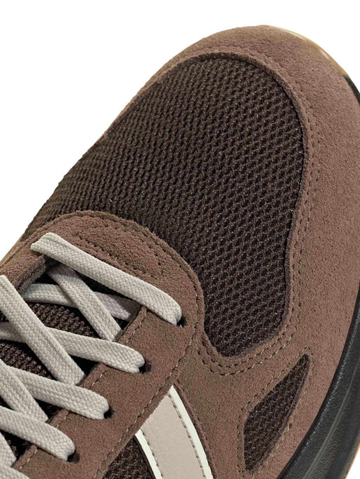 ADIDAS Обувки Run 84