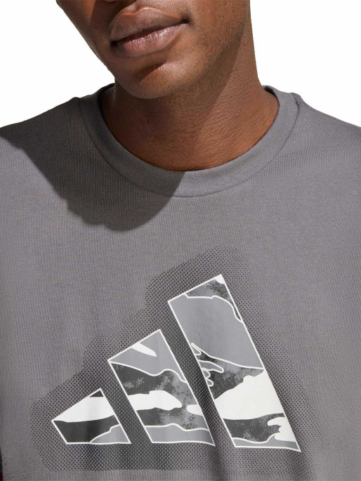 ADIDAS SPORTSWEAR Тениска CAMO MODERN LOGO GRAPHIC