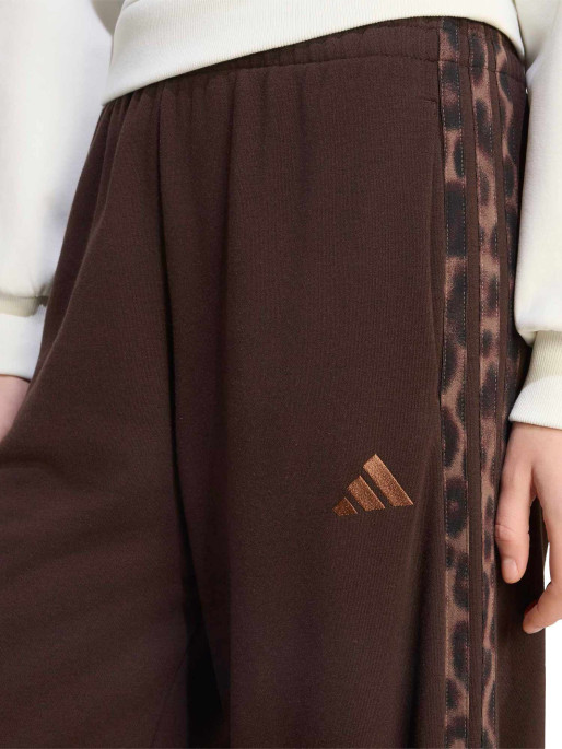 ADIDAS Спортно долнище Seasonal Essentials Animal Print