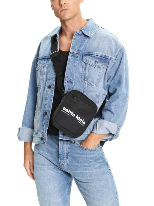 Calvin Klein Jeans CKJ GRAPHIC CK REPORTER Bag