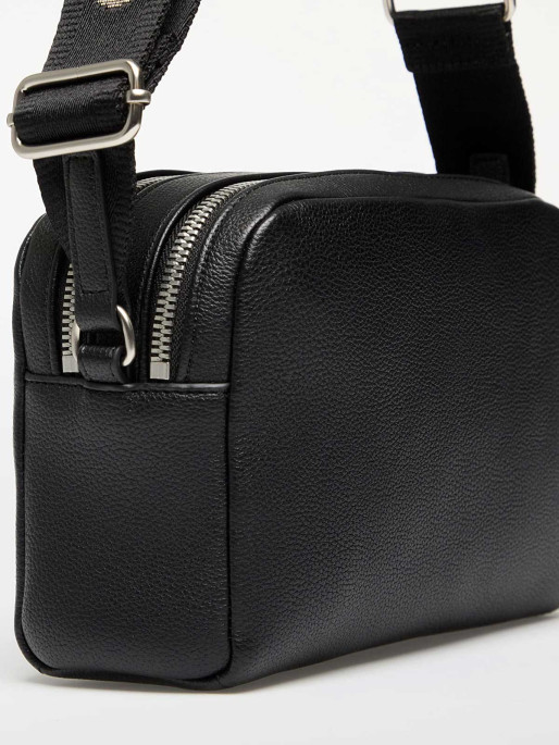 Calvin Klein Jeans Geanta Ultralight Camera21 Pu