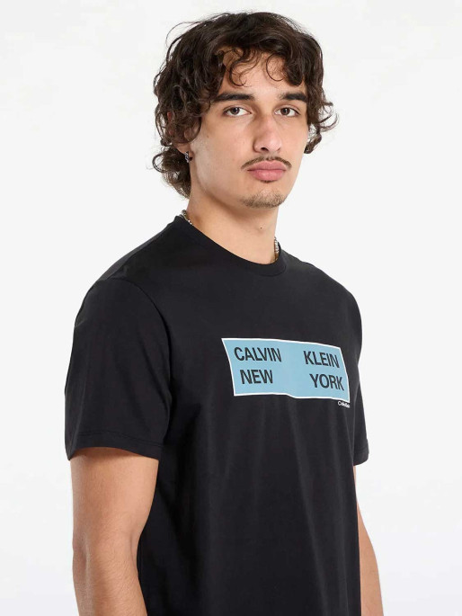 Calvin Klein Jeans