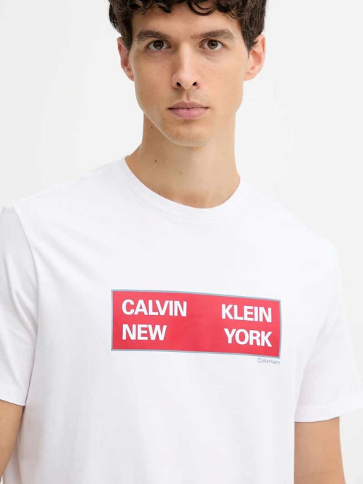 Calvin Klein Jeans