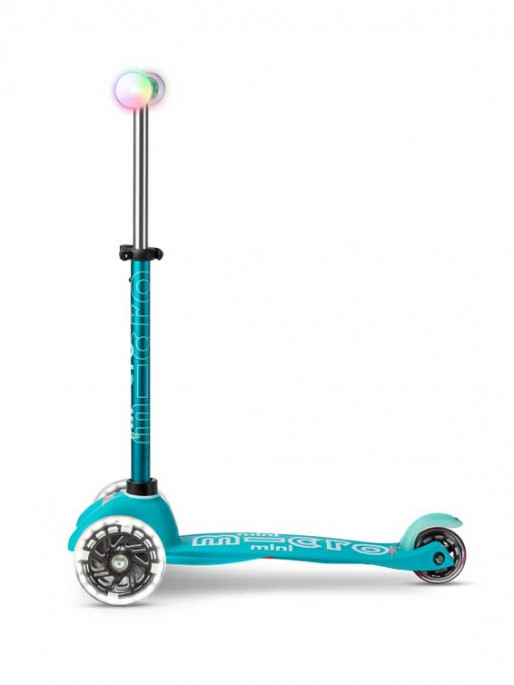MICRO Mini Deluxe Magic LED Scooter