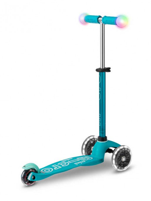 MICRO Mini Deluxe Magic LED Scooter