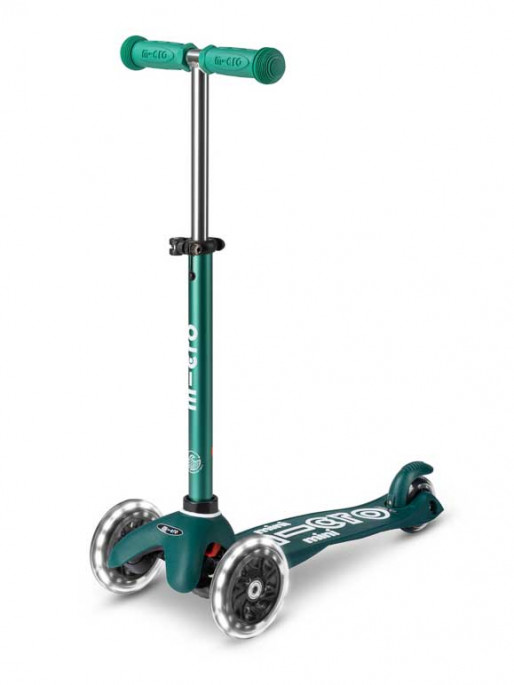 MICRO Mini Deluxe ECO LED Scooter