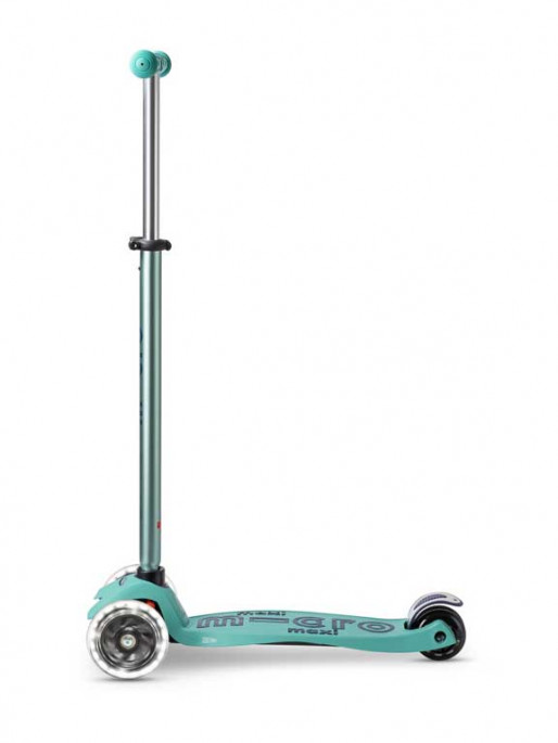 MICRO Maxi Deluxe ECO LED Scooter