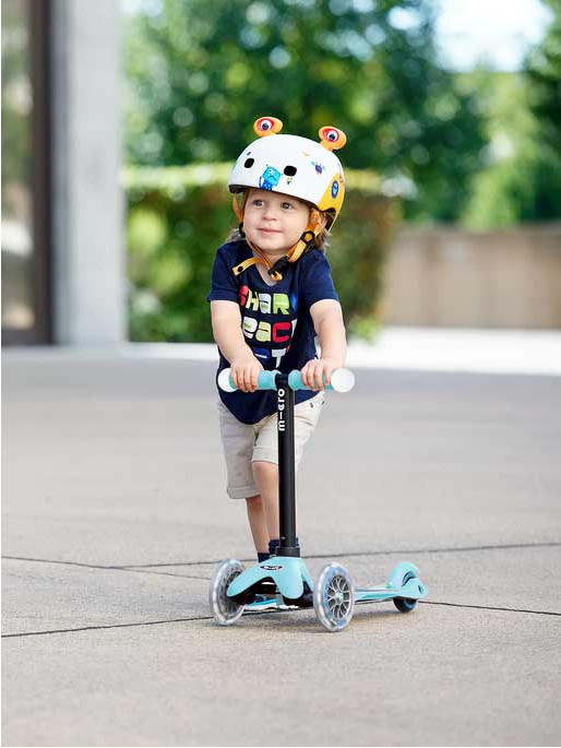 MICRO Mini 2Grow Deluxe Magic LED Scooter