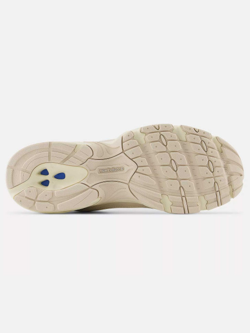 NEW BALANCE Обувки 530