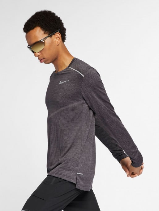 nike techknit long sleeve