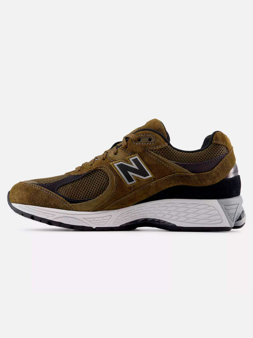 NEW BALANCE Обувки - 2002R
