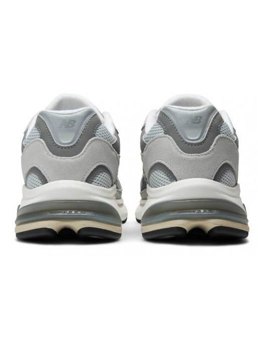 NEW BALANCE Обувки 2010