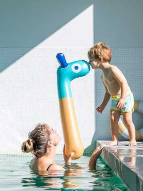 QUUT Inflatable toy Giraffe