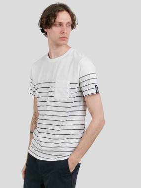 FUNDANGO T-shirt Jaggy Pocket