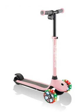 GLOBBER E-MOTION 4 PLUS Scooter