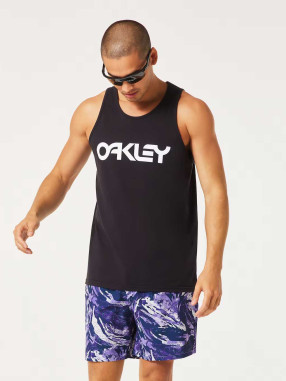 OAKLEY 