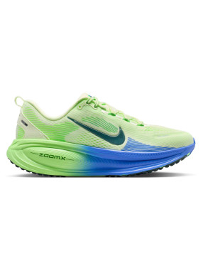 NIKE Обувки VOMERO 18