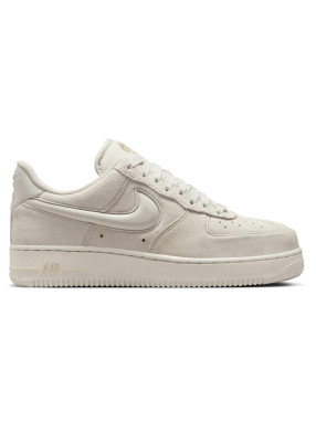 NIKE Обувки W AIR FORCE 1 07