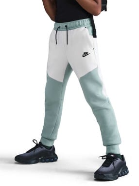 NIKE Спортно долнище B NSW TCH FLC JGGR - PD