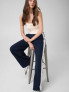 GUESS Спортно долнище PHOEBE WIDE LEG PANT
