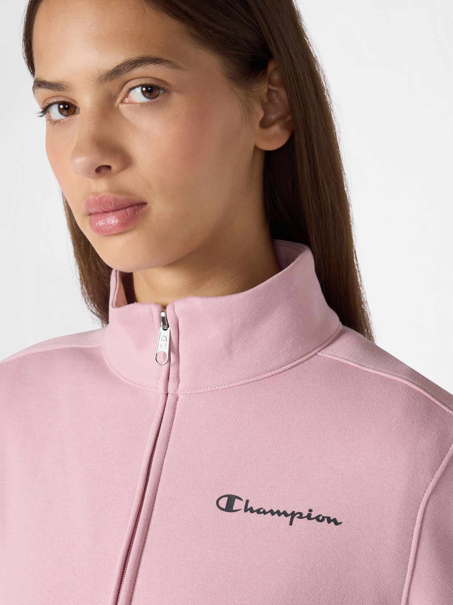 CHAMPION