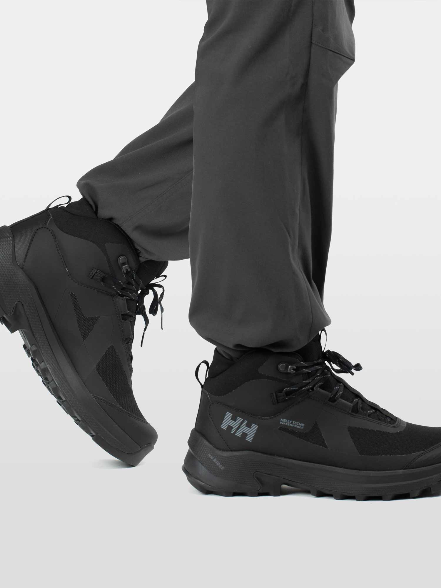 HELLY HANSEN