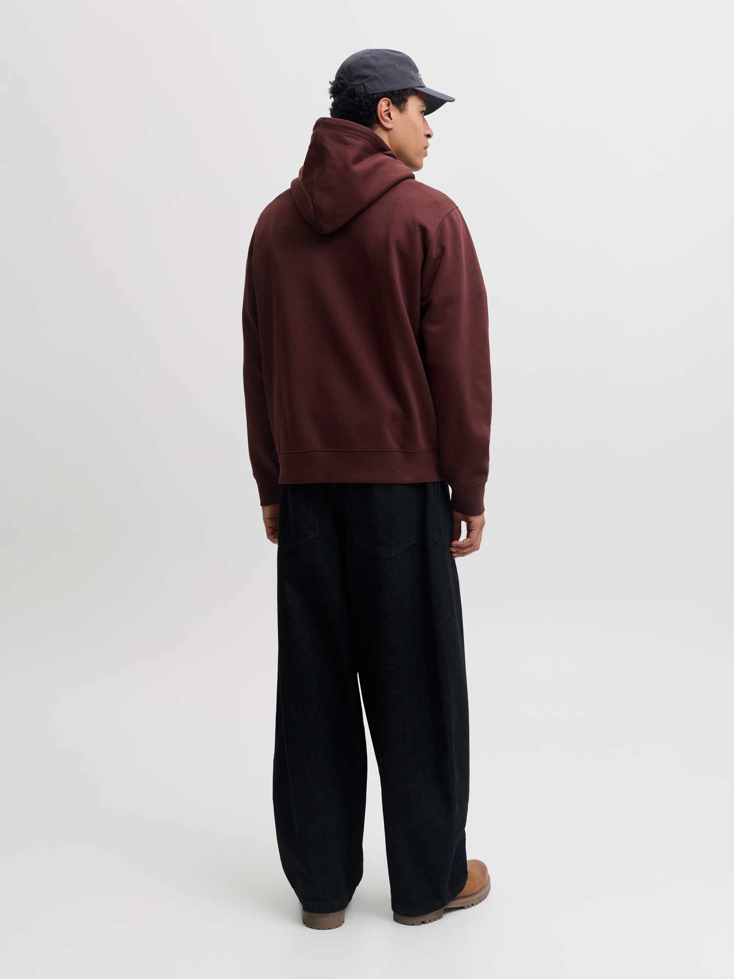 JACK AND JONES