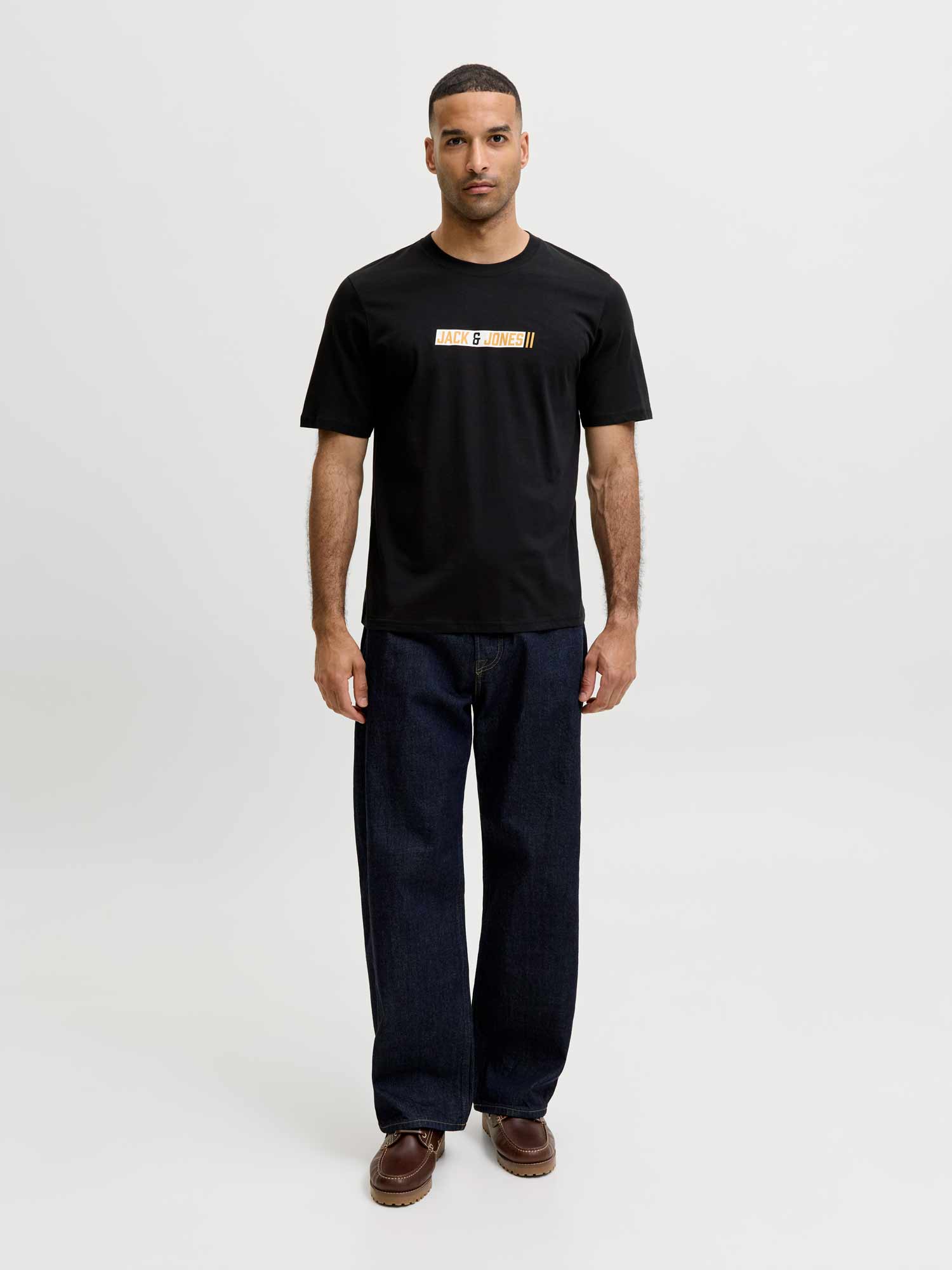 JACK AND JONES