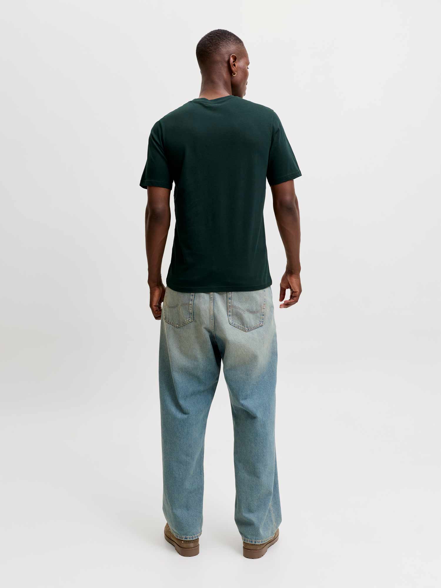 JACK AND JONES