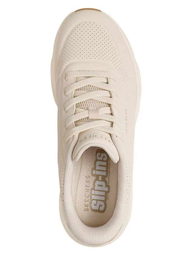 SKECHERS