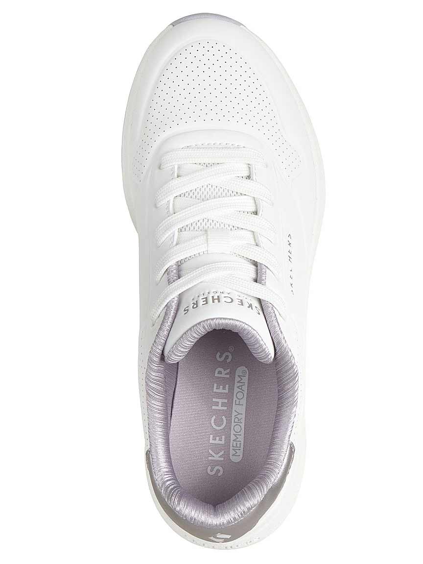 SKECHERS