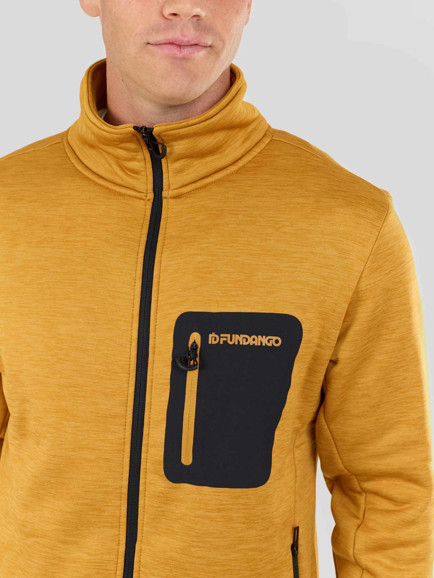 FUNDANGO Полар Revolution