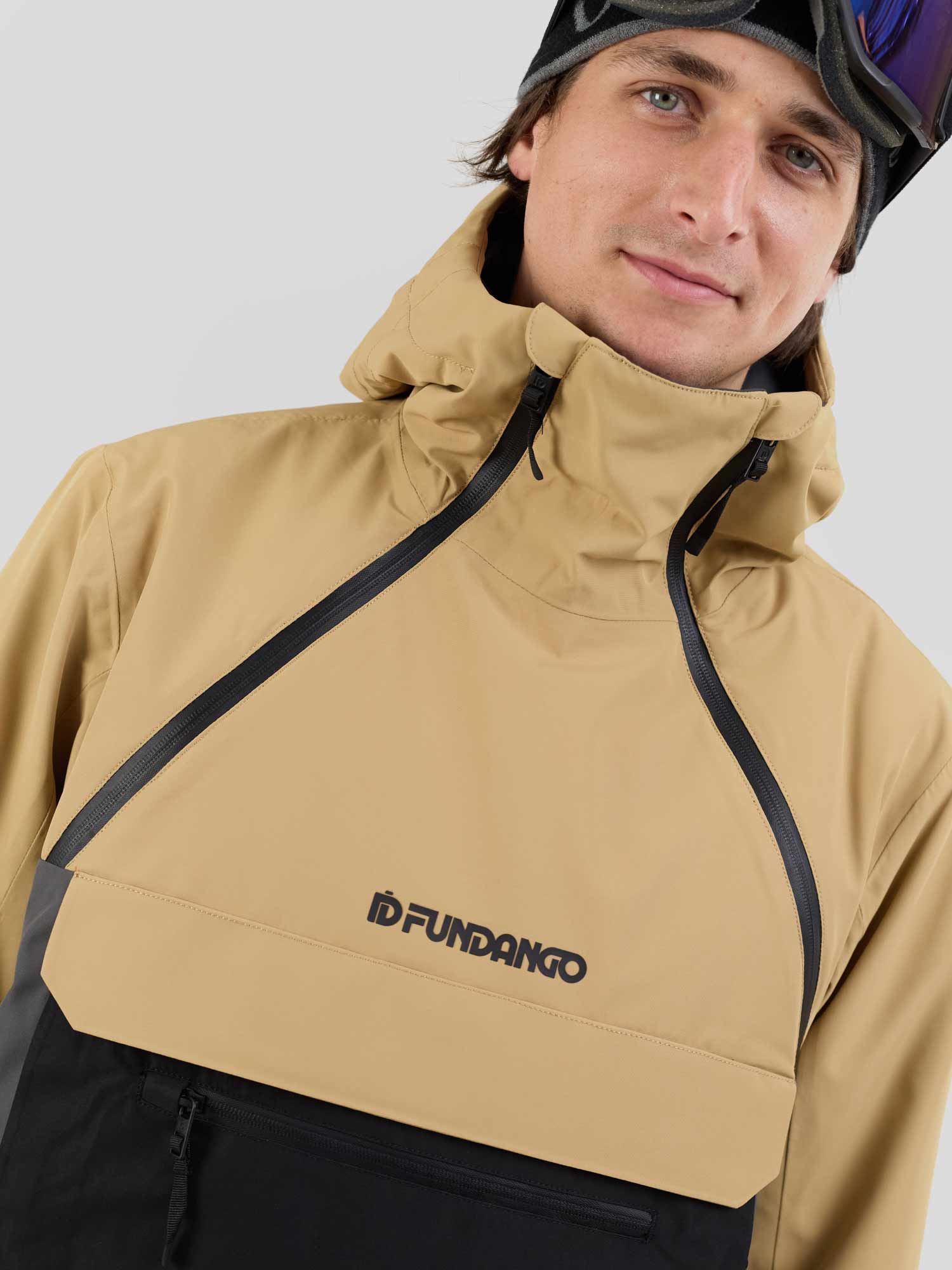 FUNDANGO
