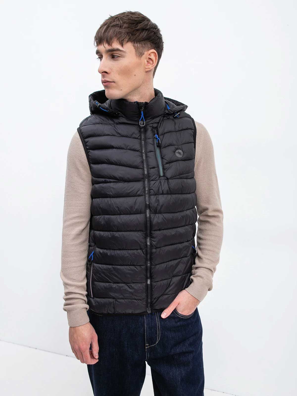 Vesta Outerwear