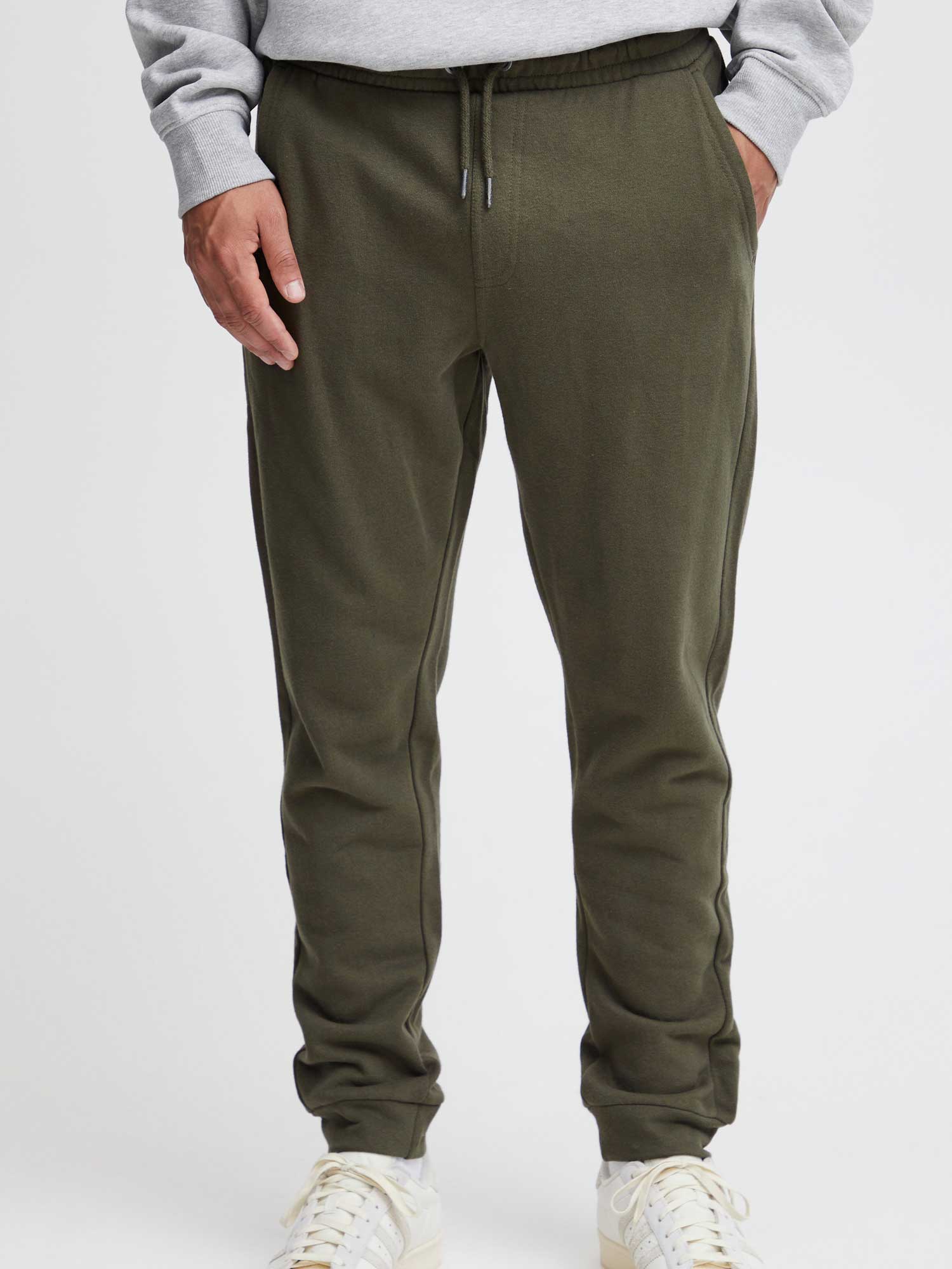 Pantaloni sport