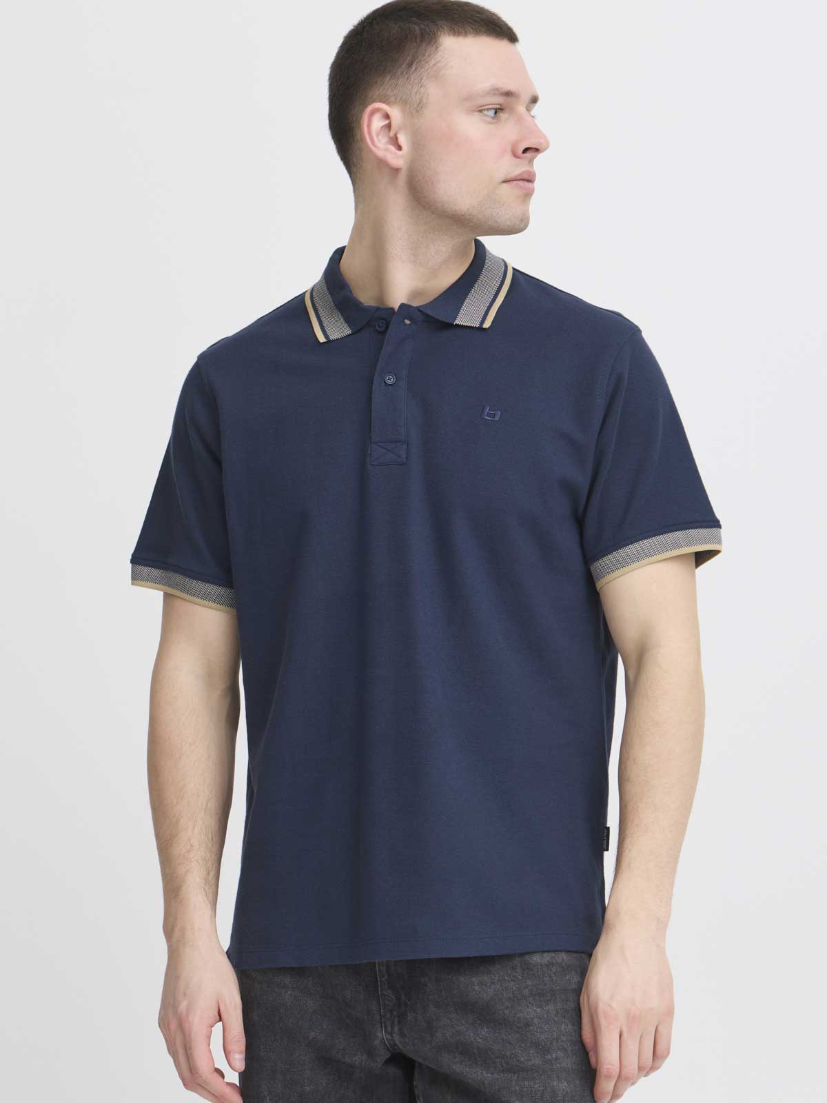 Tricou Bhelmo